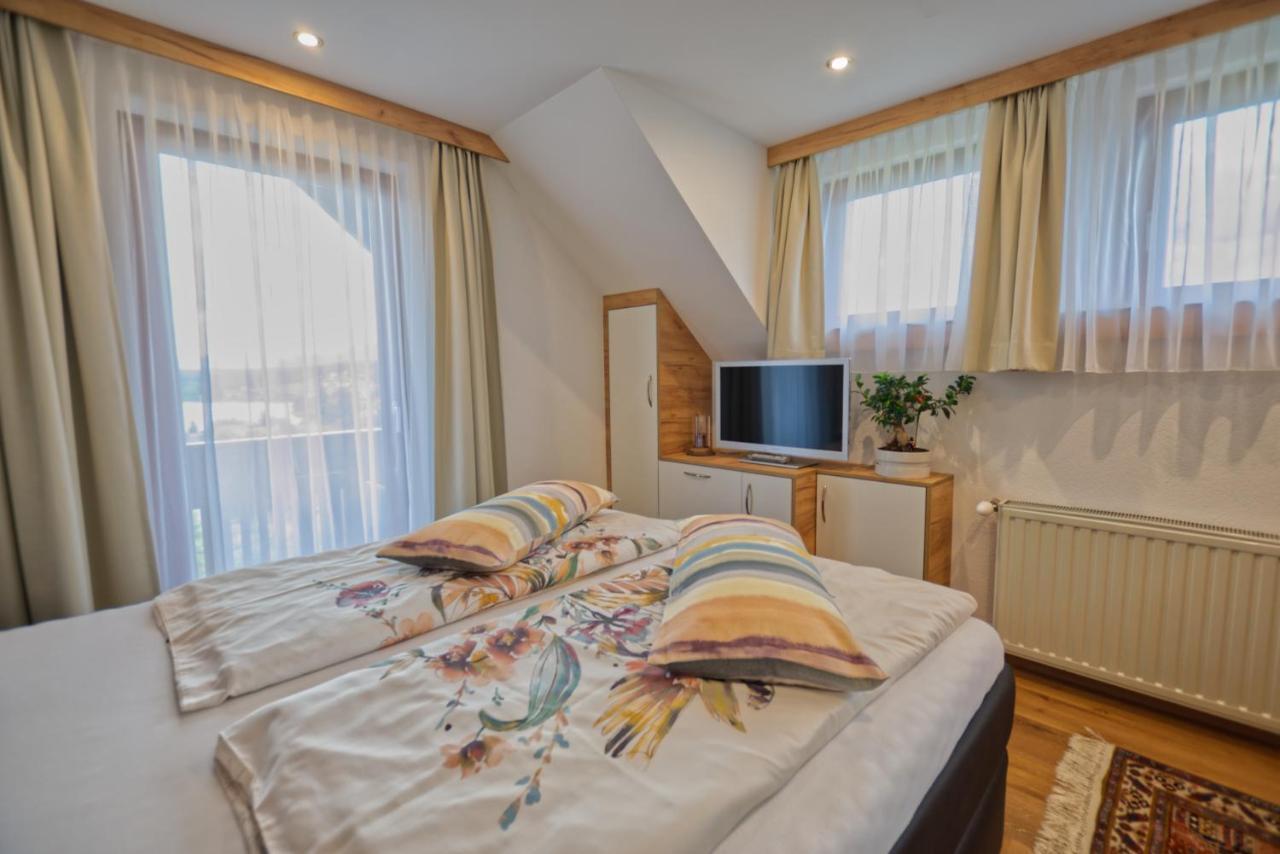 Ferienhaus Holzer Villach Buitenkant foto